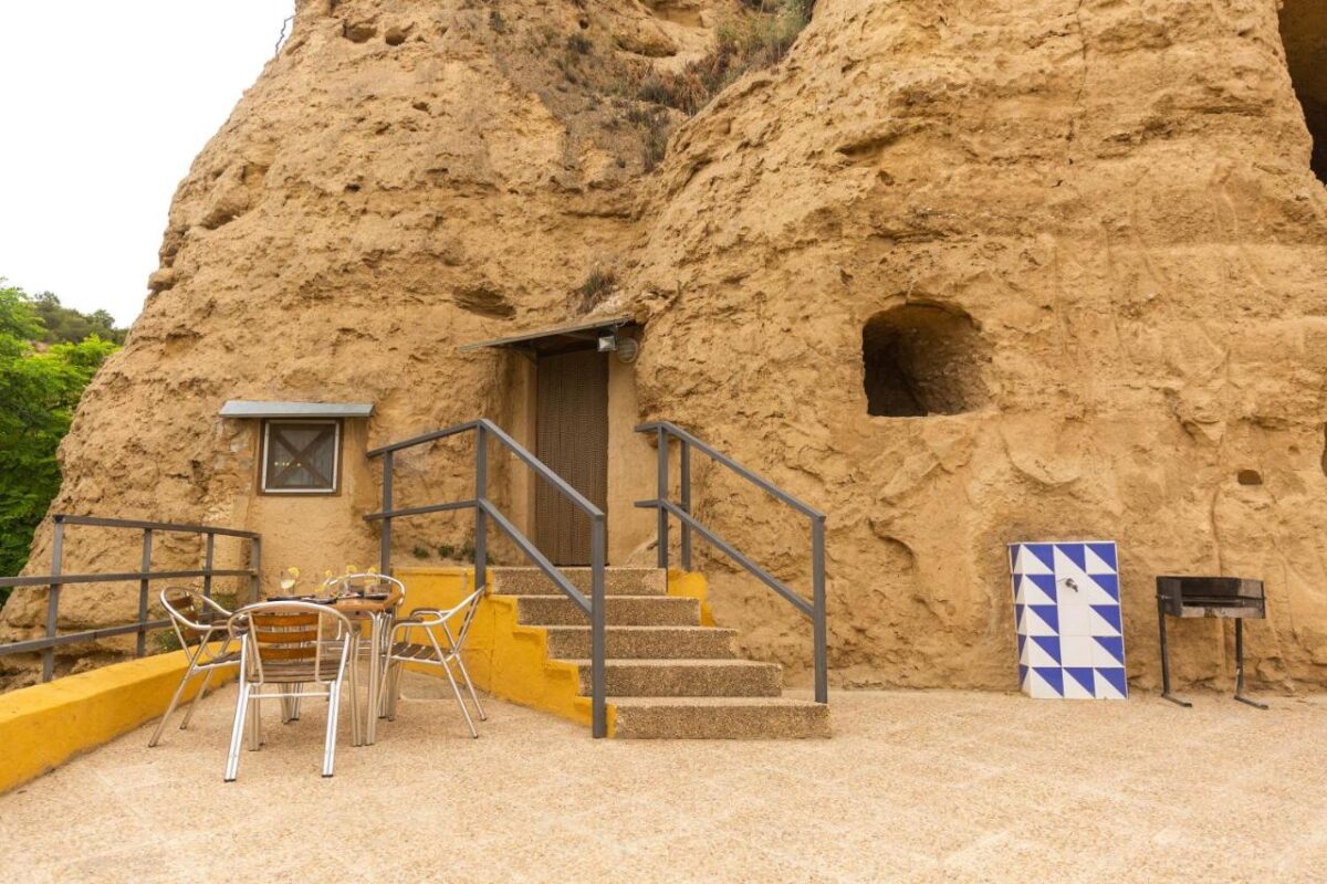 cabanas en navarra cuevas de las bardenas 1